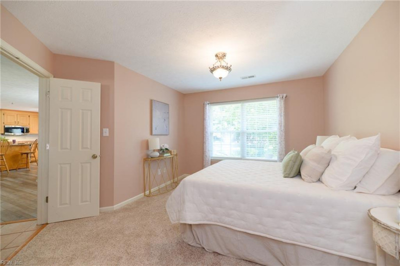 Photo 8 of 50 residential for sale in Newport News virginia