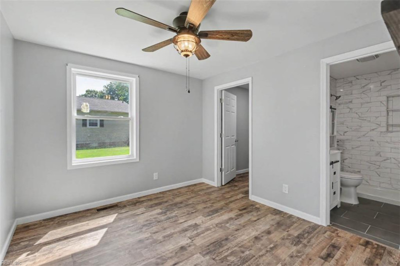 Photo 20 of 40 residential for sale in Hopewell City virginia