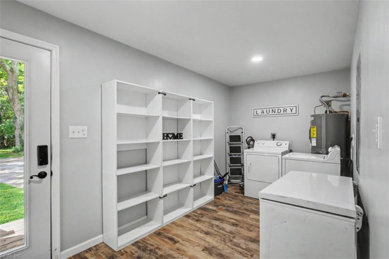 Photo 32 of 40 residential for sale in Hopewell City virginia