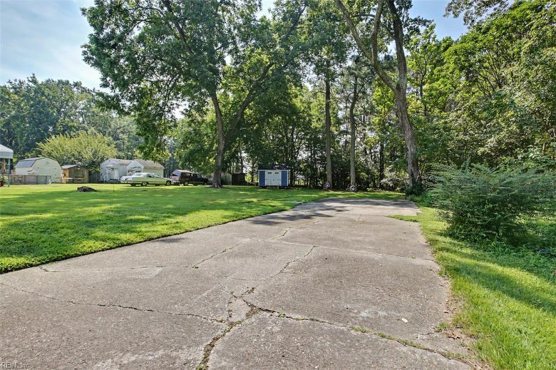 Photo 39 of 40 residential for sale in Hopewell City virginia