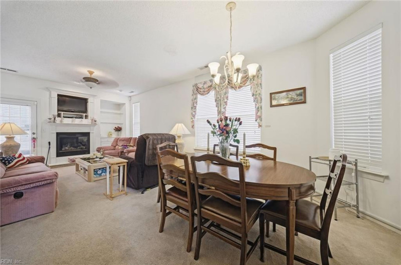 Photo 12 of 39 residential for sale in Virginia Beach virginia