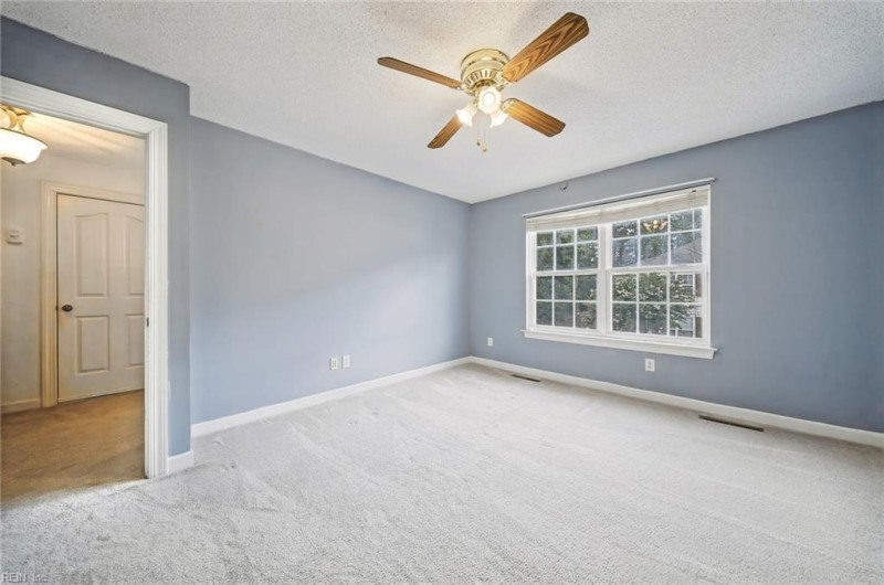 Photo 18 of 39 residential for sale in Virginia Beach virginia