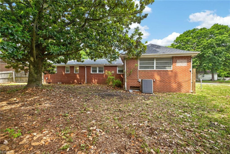 Photo 24 of 26 residential for sale in Chesapeake virginia Photo 24 of 26 residential for sale in Chesapeake virginia