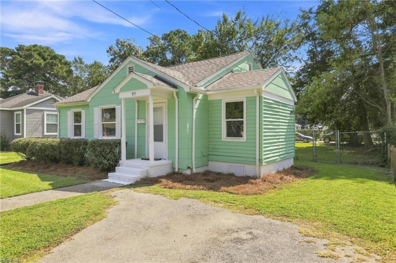 Photo 4 of 22 residential for sale in Elizabeth City virginia
