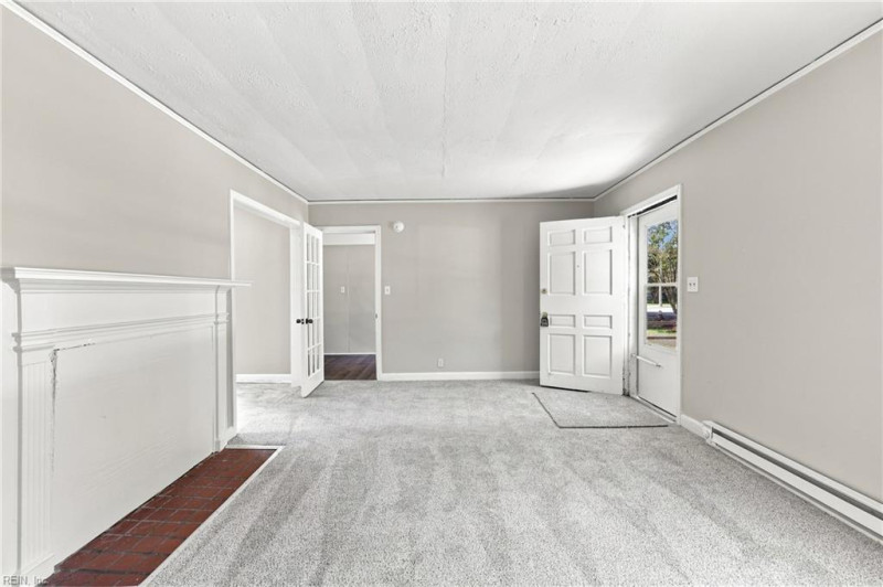 Photo 6 of 22 residential for sale in Elizabeth City virginia