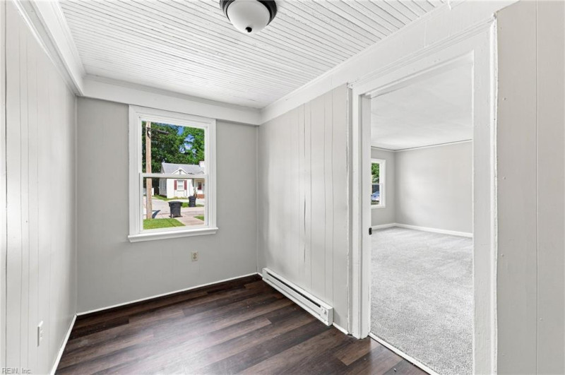Photo 8 of 22 residential for sale in Elizabeth City virginia