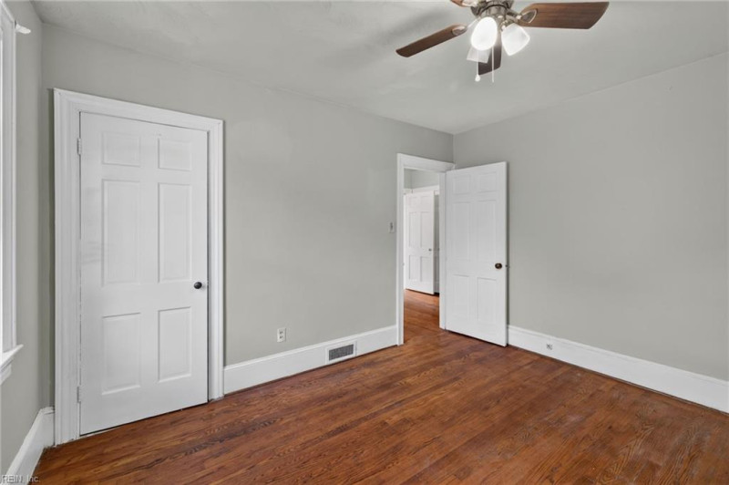 Photo 17 of 38 residential for sale in Suffolk virginia Photo 17 of 38 residential for sale in Suffolk virginia