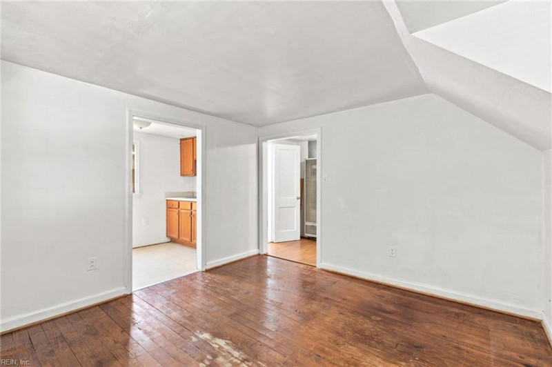 Photo 20 of 27 residential for sale in Norfolk virginia