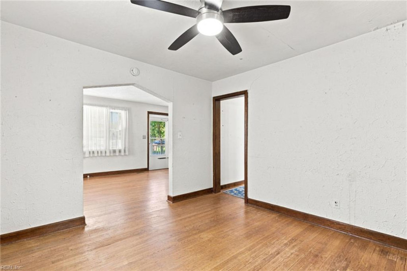 Photo 8 of 27 residential for sale in Norfolk virginia