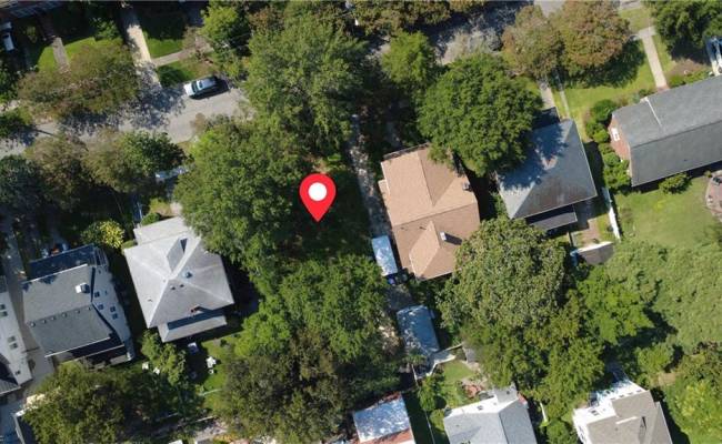 1142 Larchmont Crescent, Norfolk, VA 23508