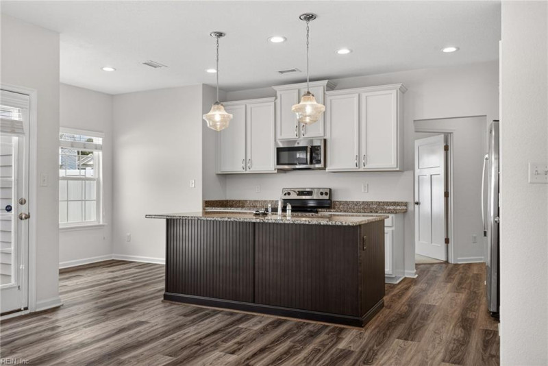 Photo 9 of 35 residential for sale in Suffolk virginia