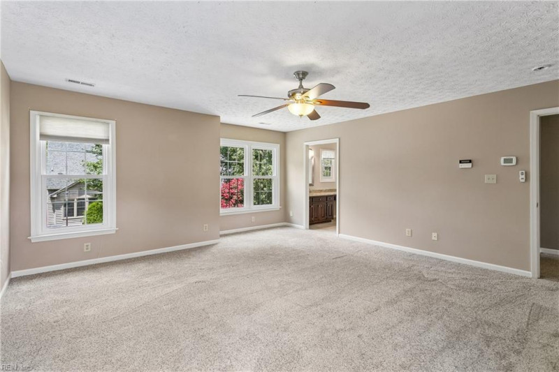 Photo 28 of 50 residential for sale in York County virginia