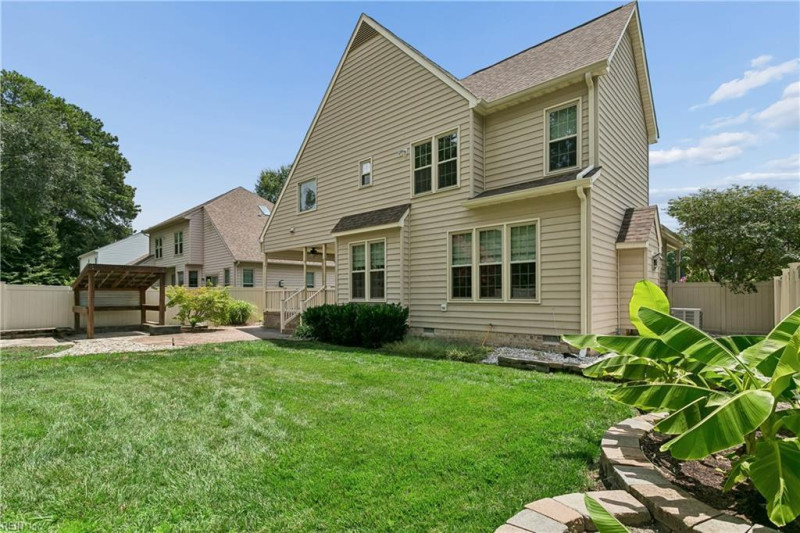 Photo 46 of 50 residential for sale in York County virginia