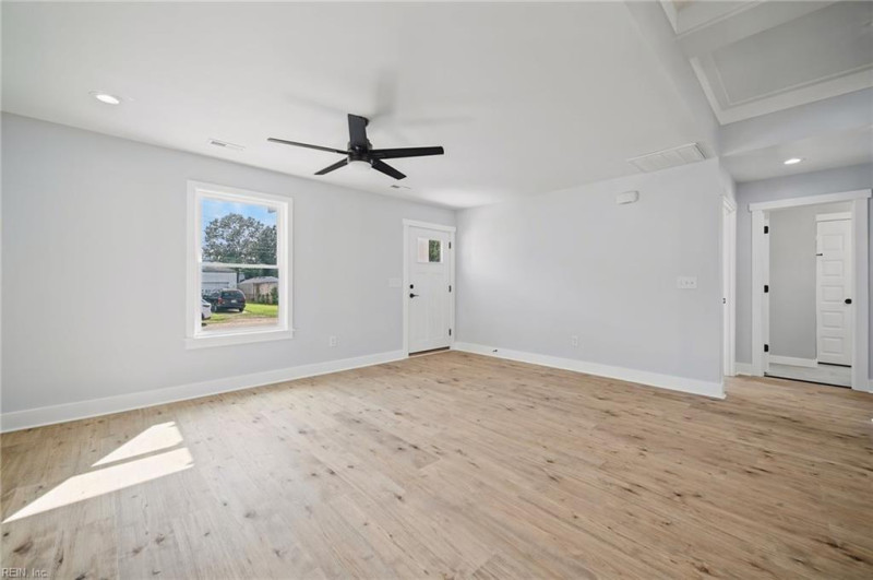 Photo 5 of 37 residential for sale in Virginia Beach virginia Photo 5 of 37 residential for sale in Virginia Beach virginia