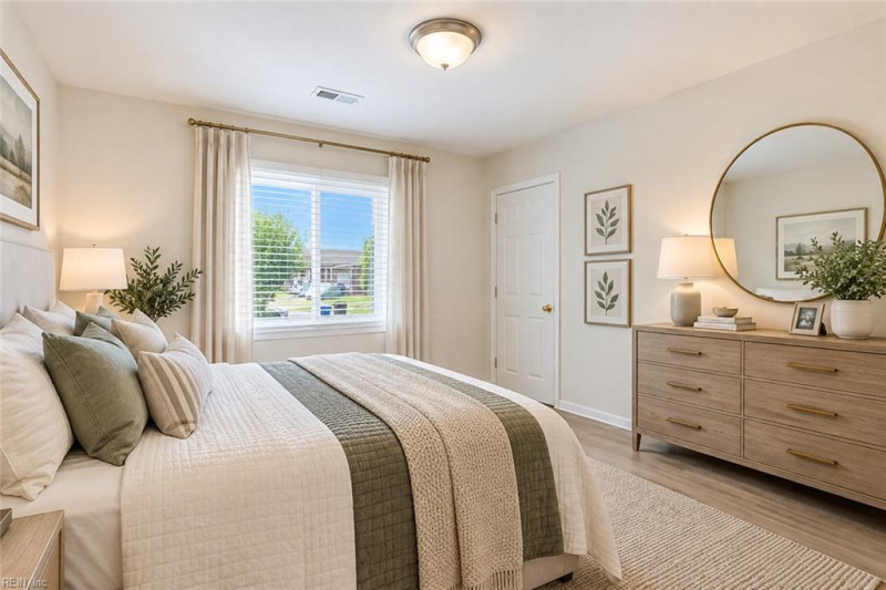 Photo 9 of 24 residential for sale in Portsmouth virginia