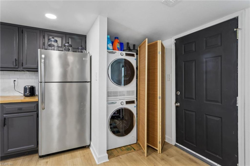 Photo 15 of 30 residential for sale in Norfolk virginia