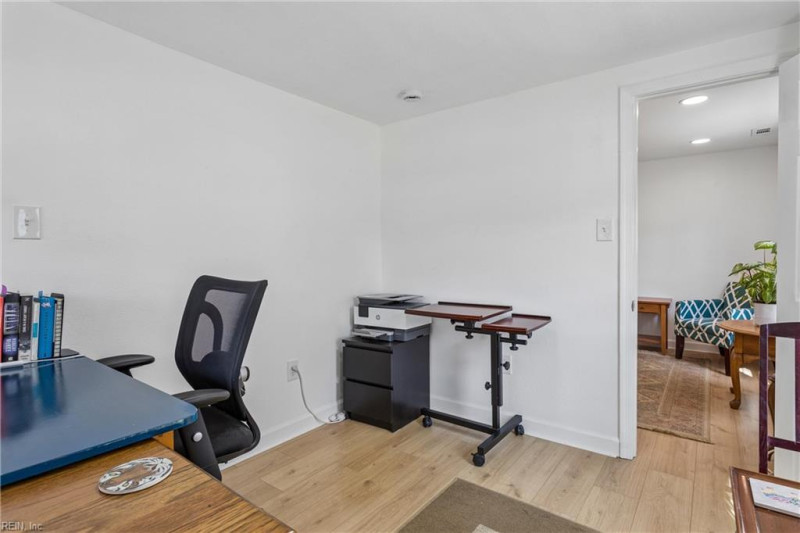 Photo 19 of 30 residential for sale in Norfolk virginia