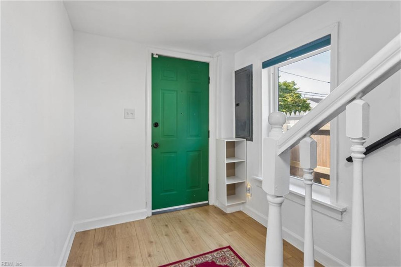 Photo 7 of 30 residential for sale in Norfolk virginia