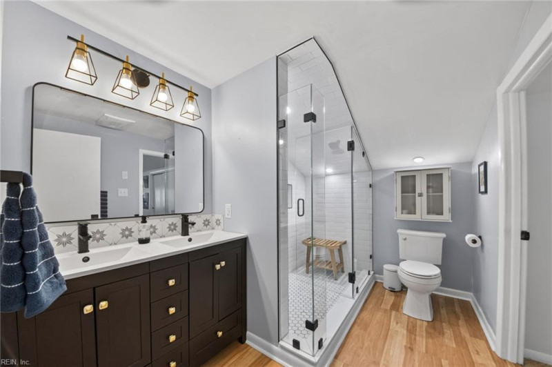 Photo 32 of 45 residential for sale in Norfolk virginia Photo 32 of 45 residential for sale in Norfolk virginia
