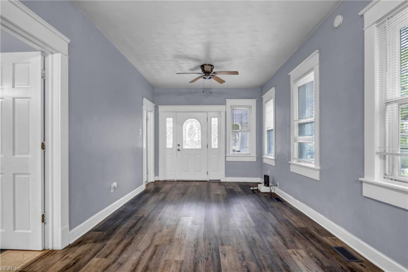 Photo 11 of 19 residential for sale in Norfolk virginia Photo 11 of 19 residential for sale in Norfolk virginia