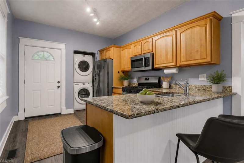 Photo 3 of 19 residential for sale in Norfolk virginia Photo 3 of 19 residential for sale in Norfolk virginia