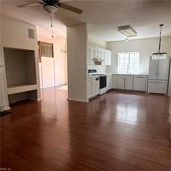 Photo 10 of 30 residential for sale in Newport News virginia Photo 10 of 30 residential for sale in Newport News virginia