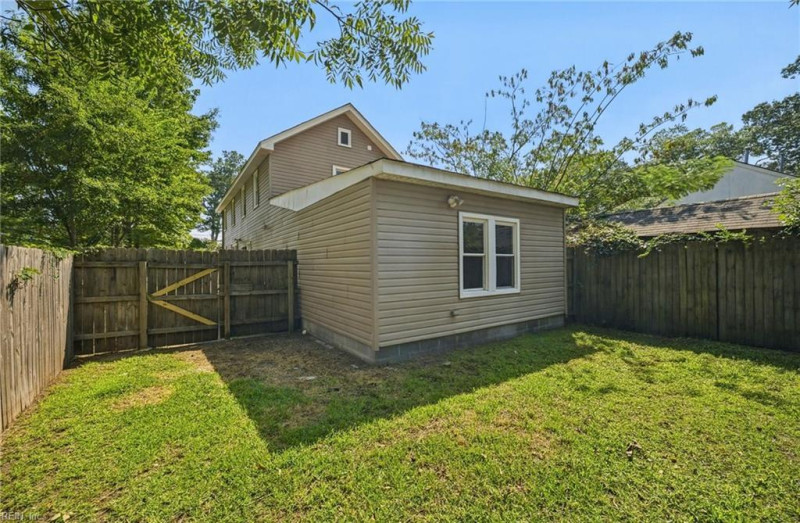 Photo 32 of 40 residential for sale in Norfolk virginia Photo 32 of 40 residential for sale in Norfolk virginia