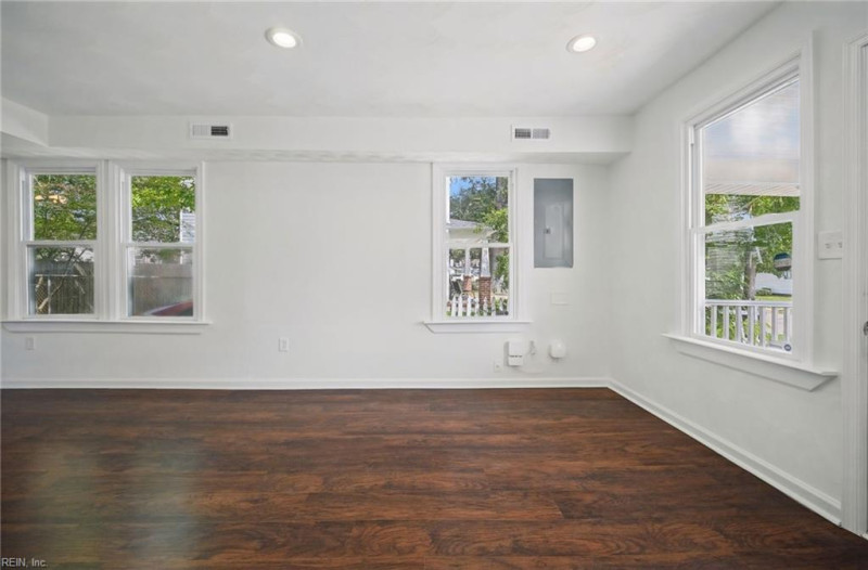 Photo 6 of 40 residential for sale in Norfolk virginia Photo 6 of 40 residential for sale in Norfolk virginia