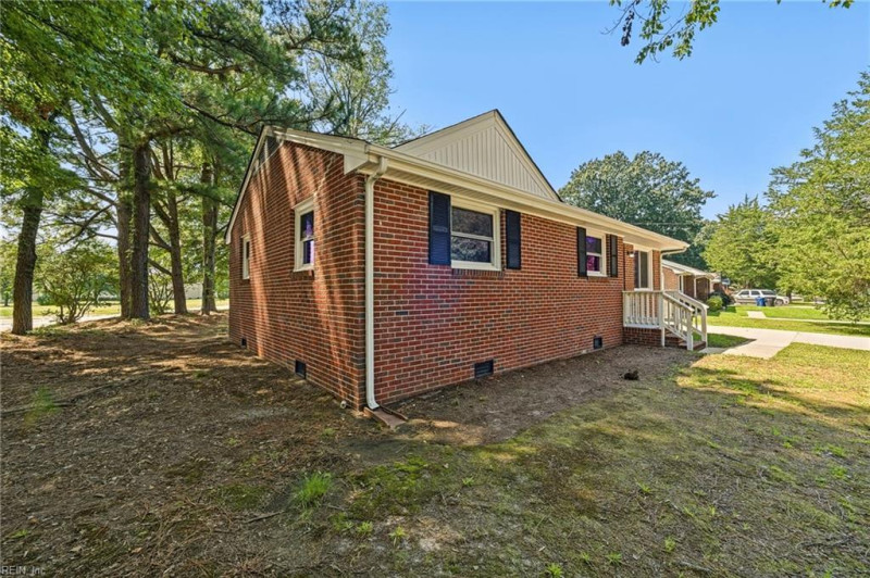 Photo 2 of 27 residential for sale in Portsmouth virginia Photo 2 of 27 residential for sale in Portsmouth virginia