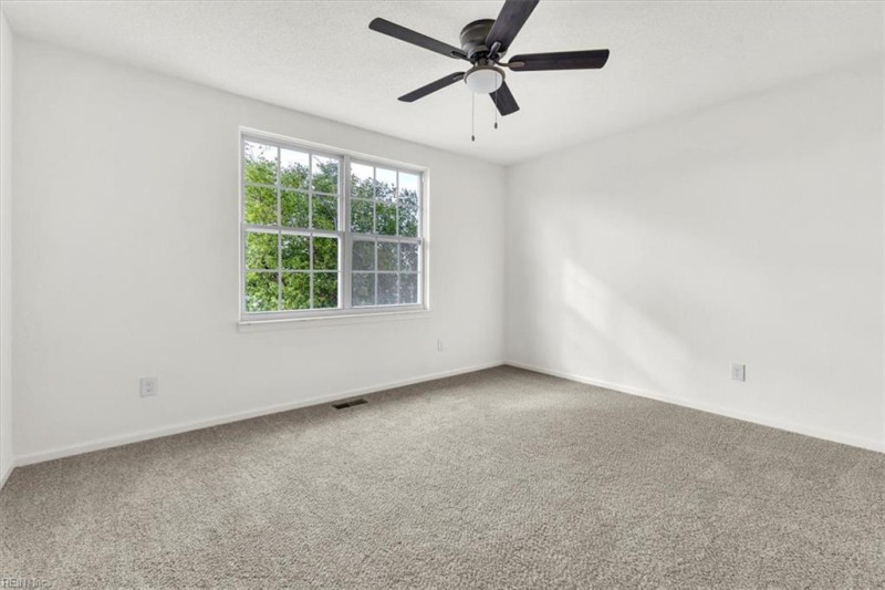 Photo 33 of 40 residential for sale in Virginia Beach virginia