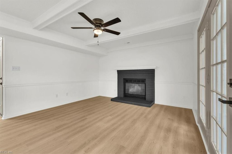 Photo 9 of 40 residential for sale in Virginia Beach virginia