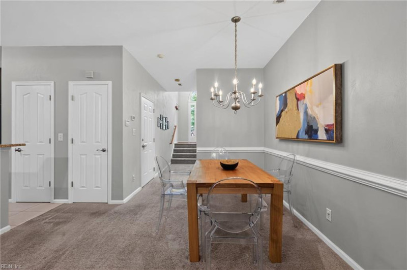 Photo 3 of 32 residential for sale in Chesapeake virginia