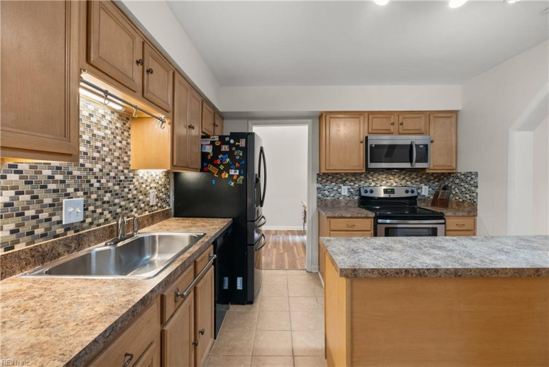Photo 18 of 50 residential for sale in Virginia Beach virginia