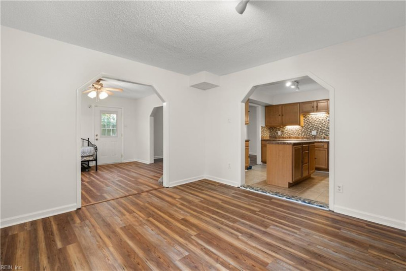 Photo 33 of 50 residential for sale in Virginia Beach virginia