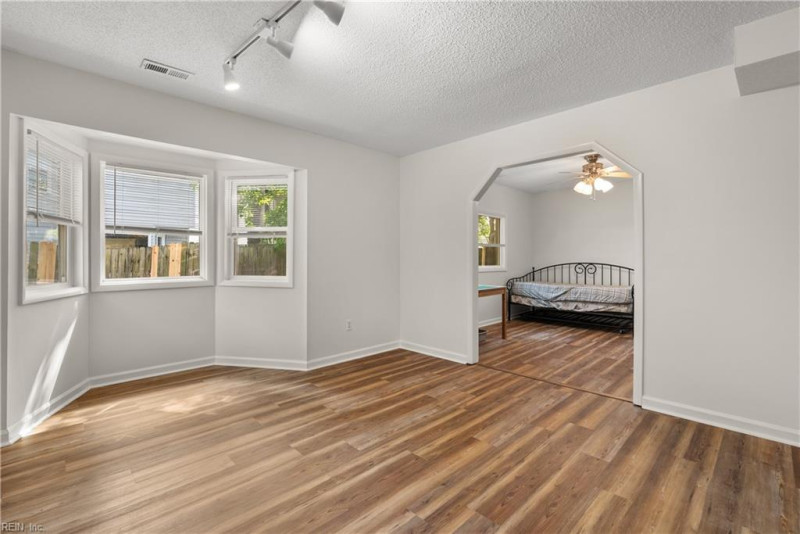 Photo 34 of 50 residential for sale in Virginia Beach virginia