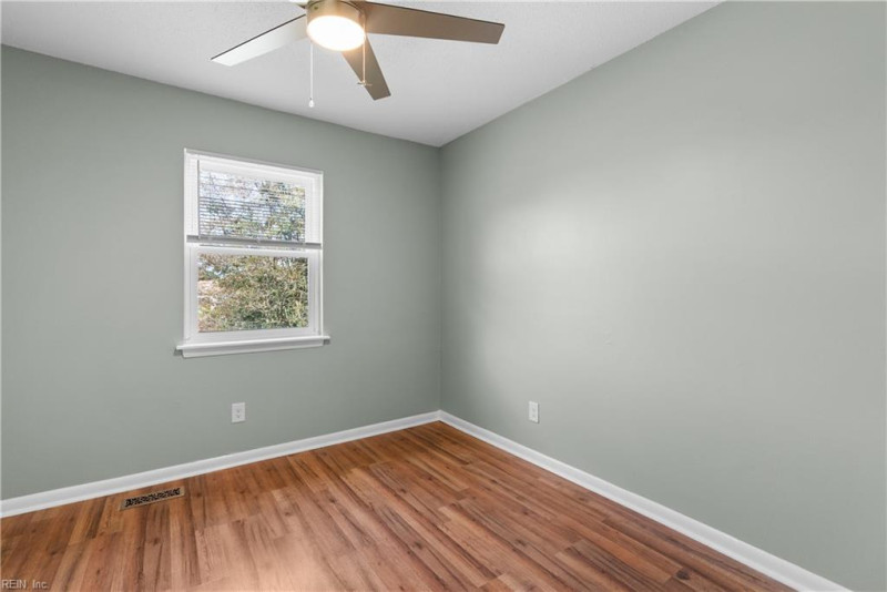 Photo 35 of 50 residential for sale in Virginia Beach virginia