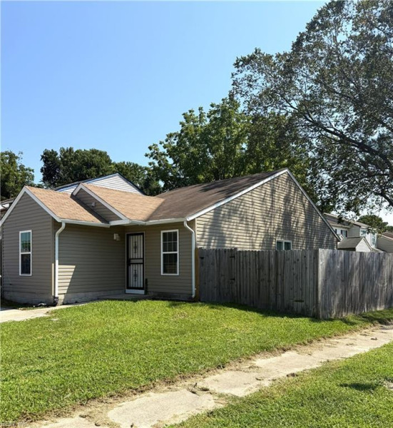 Photo 3 of 4 residential for sale in Virginia Beach virginia