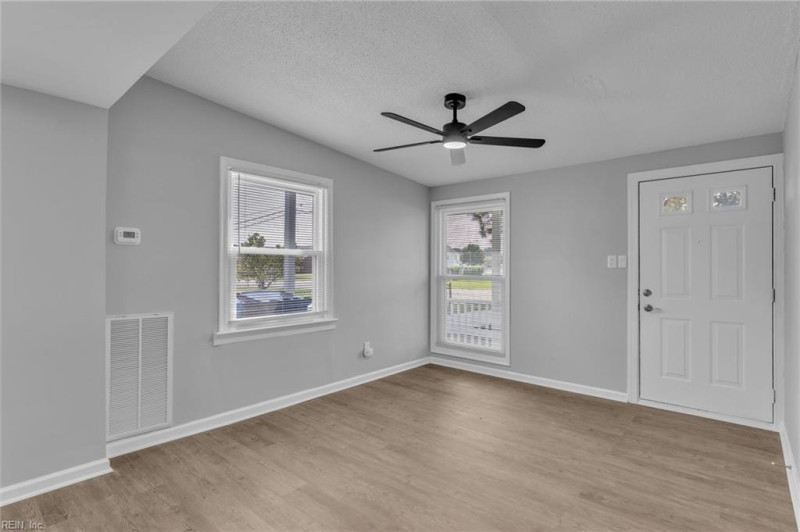 Photo 11 of 43 residential for sale in Chesapeake virginia Photo 11 of 43 residential for sale in Chesapeake virginia