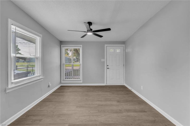Photo 9 of 43 residential for sale in Chesapeake virginia Photo 9 of 43 residential for sale in Chesapeake virginia