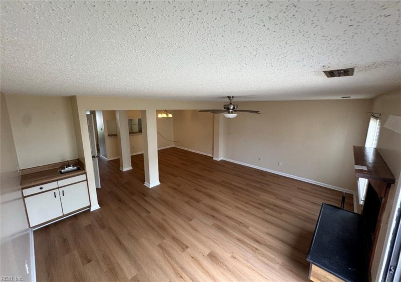 Photo 3 of 10 residential for sale in Virginia Beach virginia
