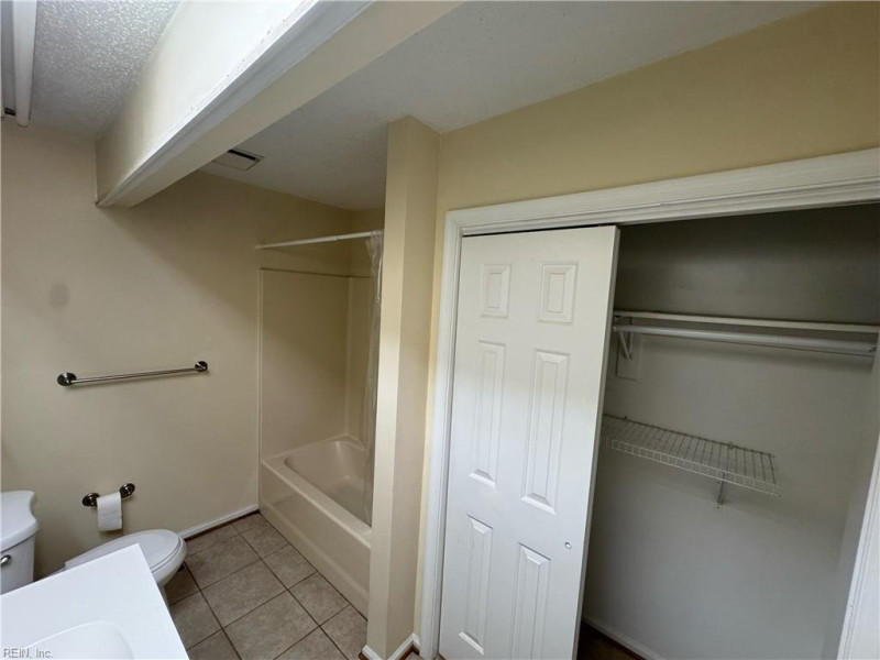 Photo 9 of 10 residential for sale in Virginia Beach virginia
