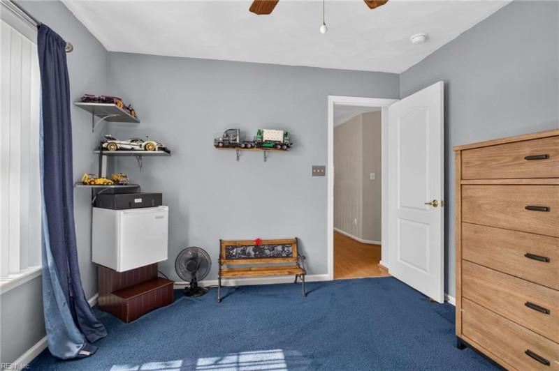 Photo 14 of 26 residential for sale in Suffolk virginia