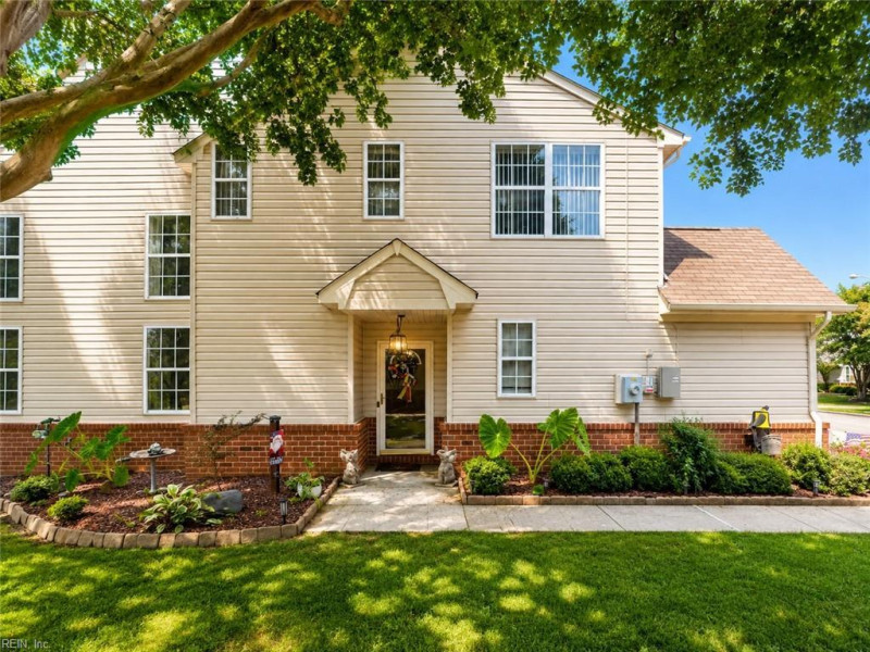 Photo 2 of 2 residential for sale in Suffolk virginia
