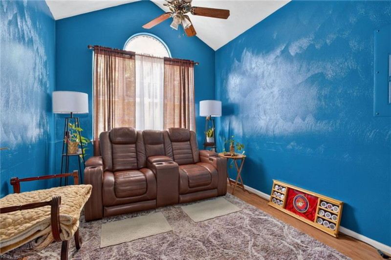 Photo 8 of 26 residential for sale in Suffolk virginia