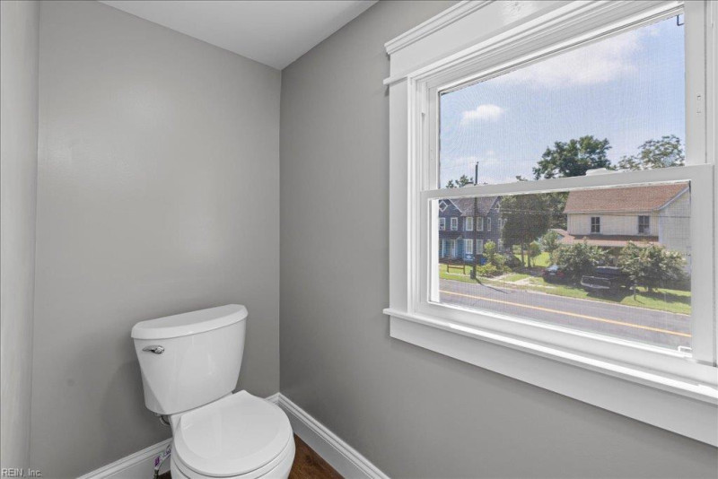 Photo 33 of 44 residential for sale in Accomack County virginia