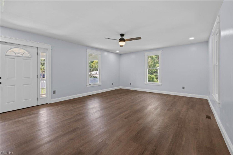Photo 7 of 44 residential for sale in Accomack County virginia