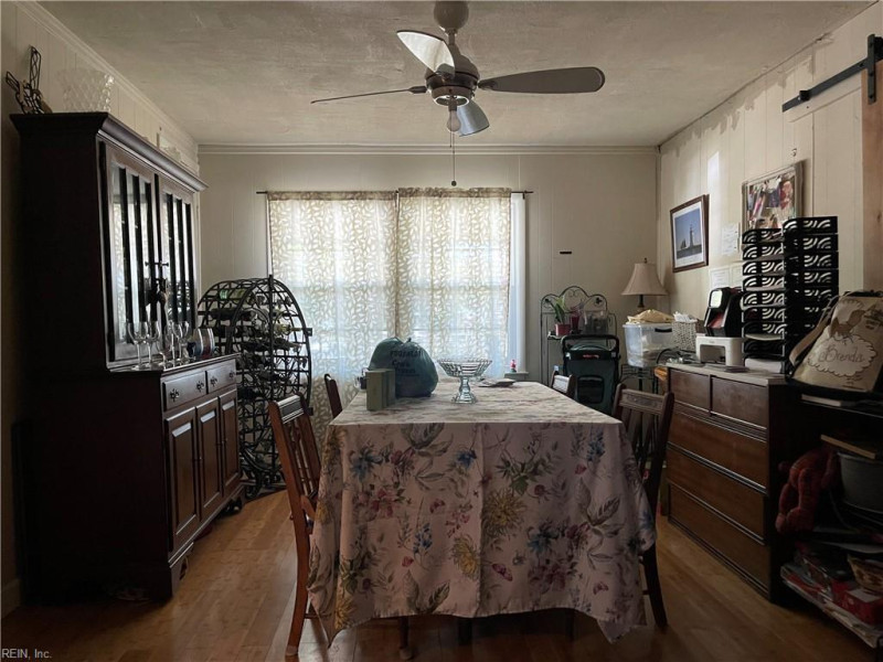 Photo 3 of 11 residential for sale in Virginia Beach virginia