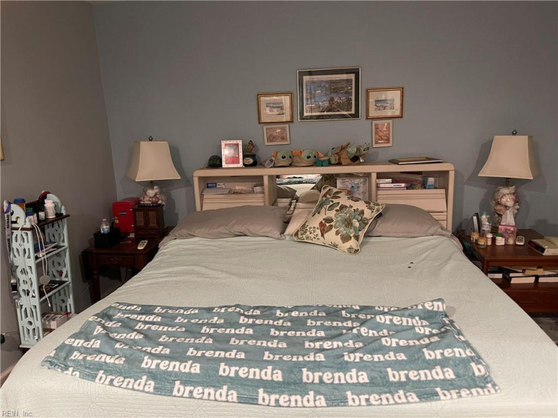 Photo 4 of 11 residential for sale in Virginia Beach virginia