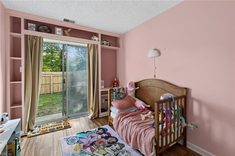 Photo 16 of 26 residential for sale in Virginia Beach virginia