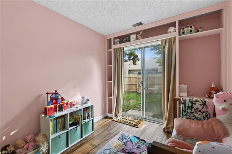 Photo 17 of 26 residential for sale in Virginia Beach virginia